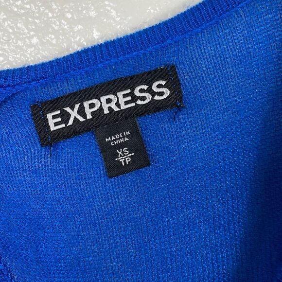 Express Blue Short Sleeve Open Back Lightweight Knit Top - Picture 5 of 6